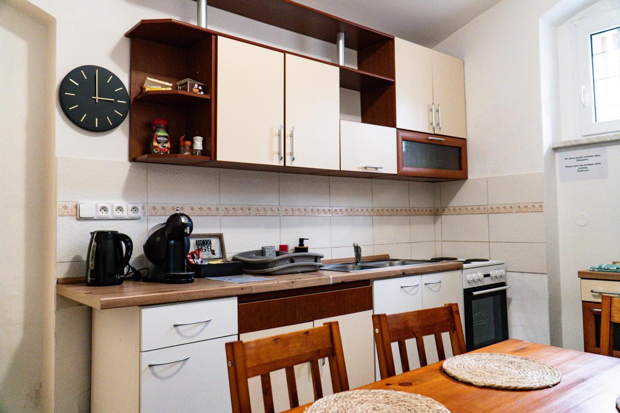 J&M Apartments อุสตีนัดลาแบม ภายนอก รูปภาพ